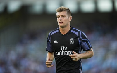 绿茵体育-内马尔要求核心位置